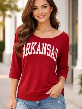 Knights Apparel Arkansas Razorbacks Women's Off-Shoulder Tshirt Red Size Large